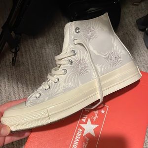 Chuck 70s floral—brand new